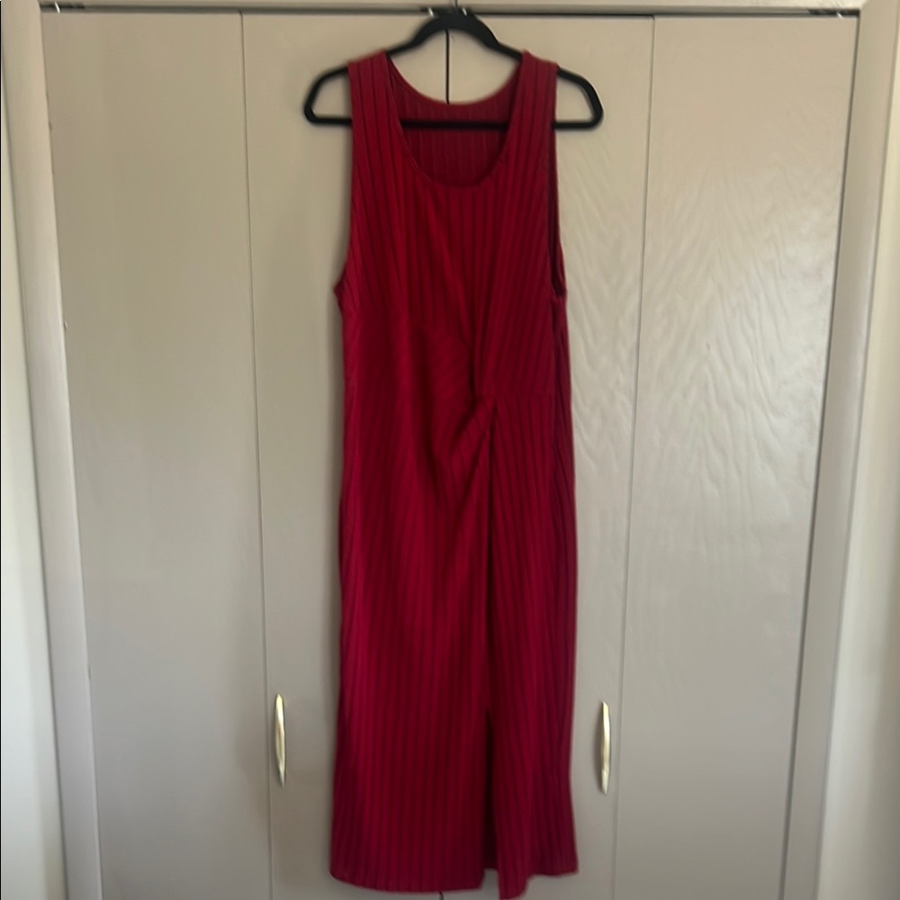 Sleeveless Red Ribbed Midi Dress